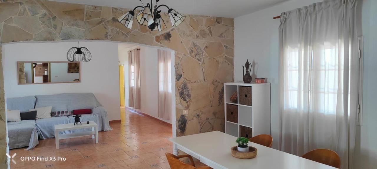 4 Family Home With Pool, Fuerteventura-Gran Tarajal Juan Gopar Eksteriør bilde